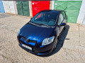 toyota-auris-16-i-valvematic-terra-cool-97kw132hp-m6-small-1