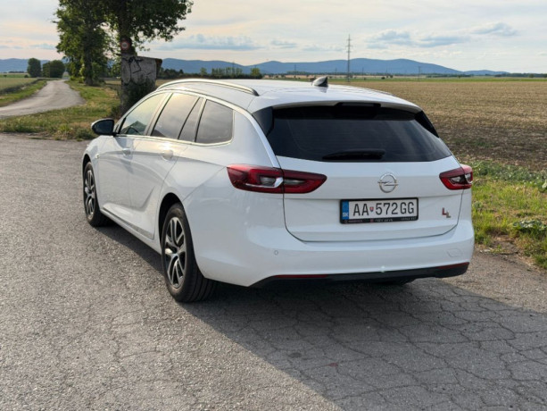 opel-insignia-st-16-cdti-136k-ss-innovation-at6-100kw136hp-a6-big-2
