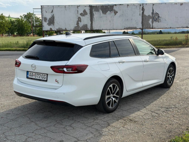 opel-insignia-st-16-cdti-136k-ss-innovation-at6-100kw136hp-a6-big-1