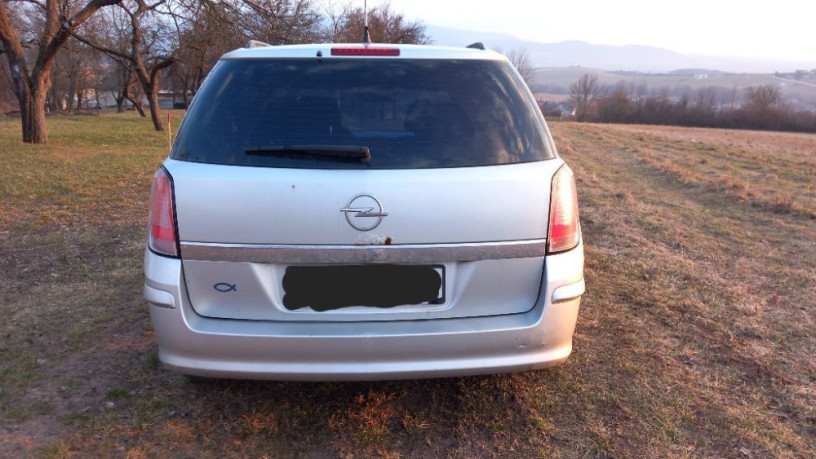 opel-astra-h-19-cdti-big-1