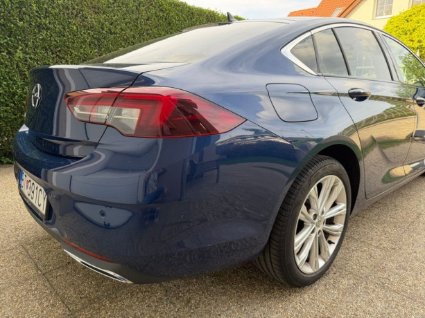opel-insignia-20-cdti-ss-business-elegance-head-up-display-led-matrix-agr-big-3