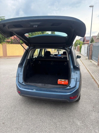 citroen-c4-picasso-grand-16-hdi-big-1