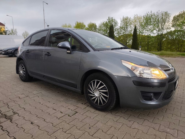 citroen-c4-sedan-bez-nutnej-inflvesticie-big-1
