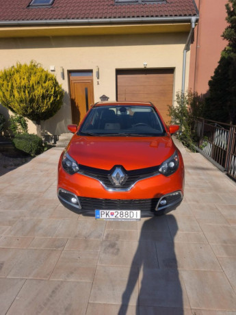 renault-captur-09-tce-big-0