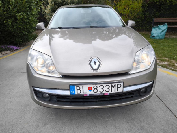 renault-laguna-15-dci-expression-81kw110hp-m6-big-1