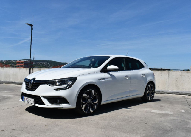 renault-megane-sce-115-intens-84kw115hp-m5-big-1
