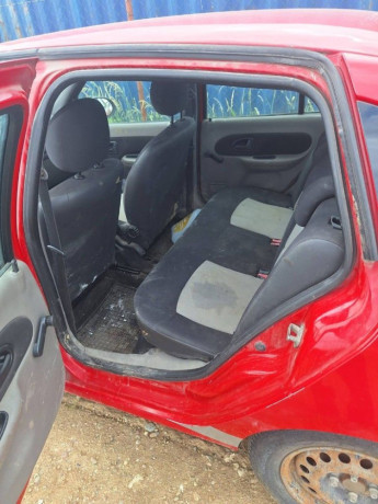 renault-thalia-12-16v-authentique-55kw75hp-m5-big-0
