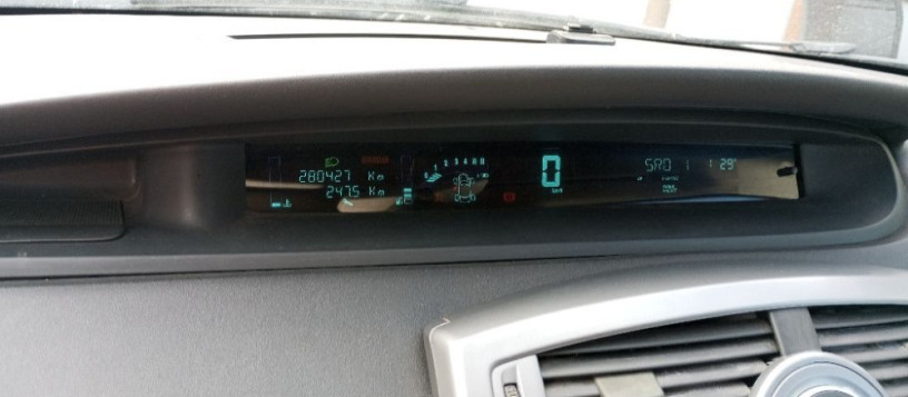 renault-grand-scenic-19-dci-expression-fap-7m-96kw130hp-m6-big-1
