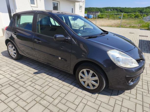renault-clio-15-dci-dynamique-63kw85hp-m5-big-0