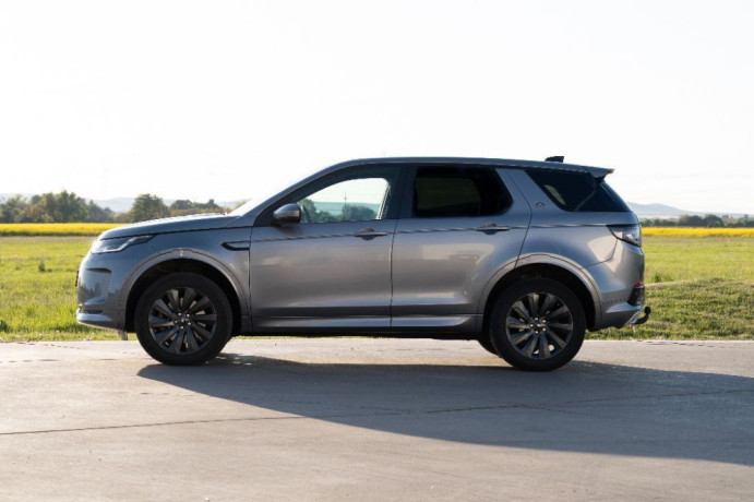 land-rover-discovery-sport-20d-td4-r-dynamic-s-awd-at-132kw180hp-a9-big-2