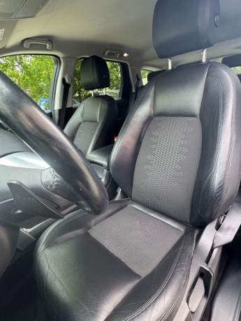 land-rover-discovery-sport-big-2