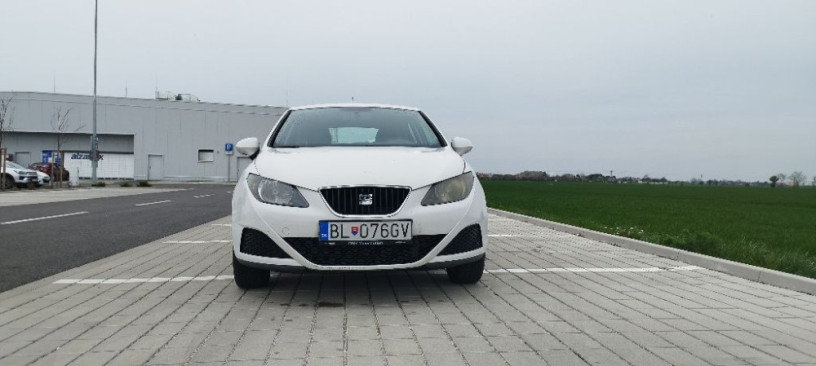 seat-ibiza-12i-12v-reference-51kw70hp-m5-big-2