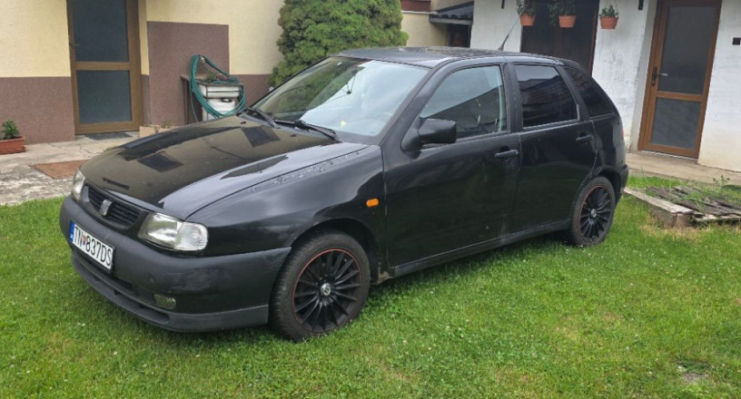 seat-ibiza-16-mpi-stella-1999-limitovana-edicia-big-0