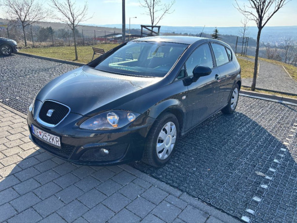 seat-leon-seat-leon-14-tsi-2011-92kw-big-0
