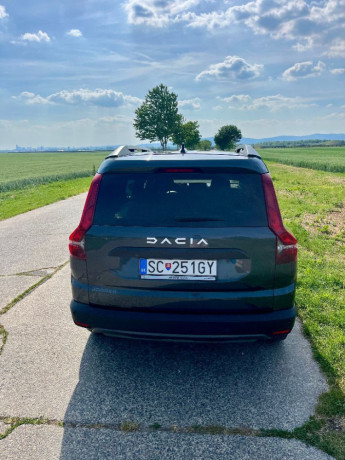 dacia-jogger-10-tce-100k-eco-g-extreme-74kw100hp-m6-big-2