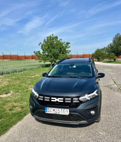 dacia-jogger-10-tce-100k-eco-g-extreme-74kw100hp-m6-big-1
