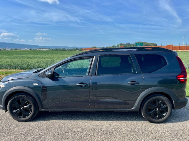 dacia-jogger-10-tce-100k-eco-g-extreme-74kw100hp-m6-big-0