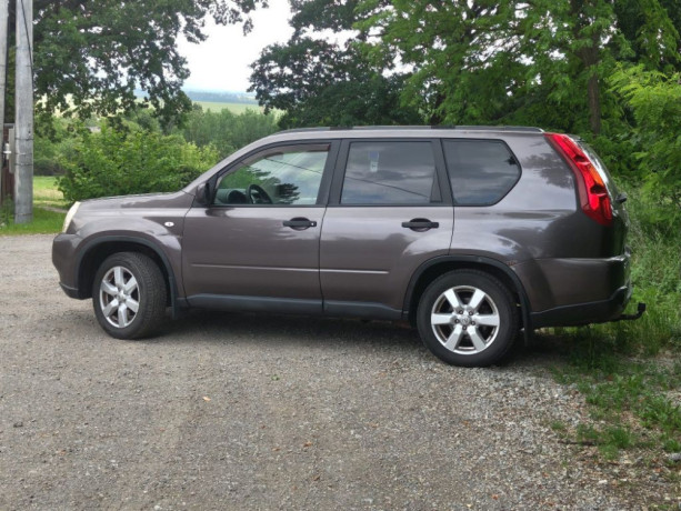 nissan-x-trail-20-dci-se-at-110kw150hp-a6-big-2