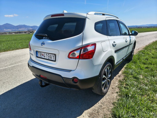 nissan-qashqai-2-16i-i-way-4x2-eu5-86kw116hp-m5-big-3