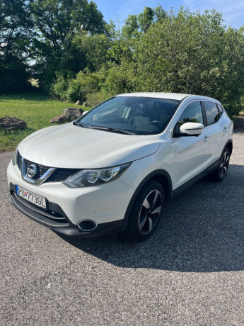 nissan-qashqai-2-15-dci-acenta-4x2-eu5-81kw109hp-m6-big-3