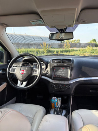 fiat-freemont-20-16v-170k-multijet-longue-4x4-at-125kw170hp-a6-big-2