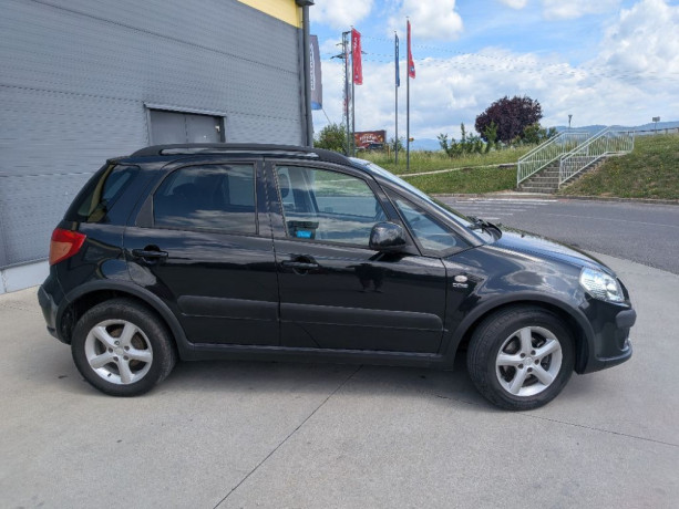 suzuki-sx4-19-ddis-88kw-4x4-2008-nova-stk-big-2
