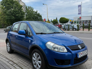 suzuki-sx4-15-glx-urban-line-73kw99hp-m5
