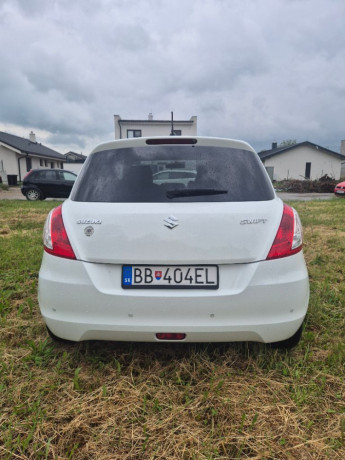 suzuki-swift-12-gc-69kw94hp-m5-big-3