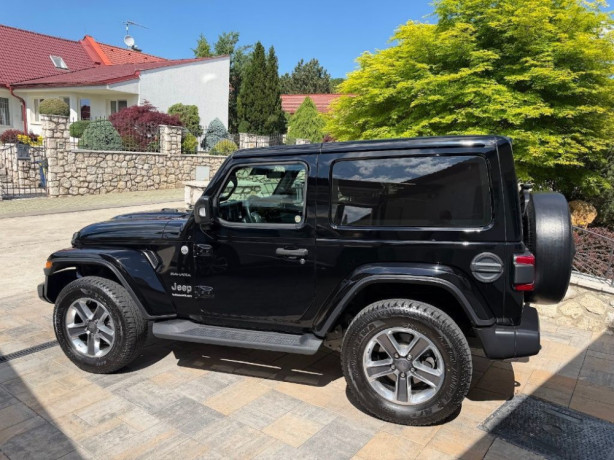 jeep-wrangler-22-crd-sahara-at-147kw200hp-a8-big-1