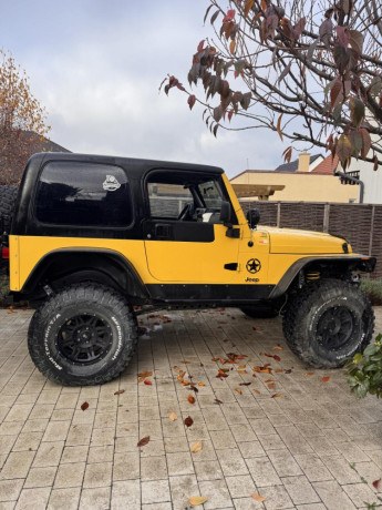 jeep-wrangler-40-sport-big-1