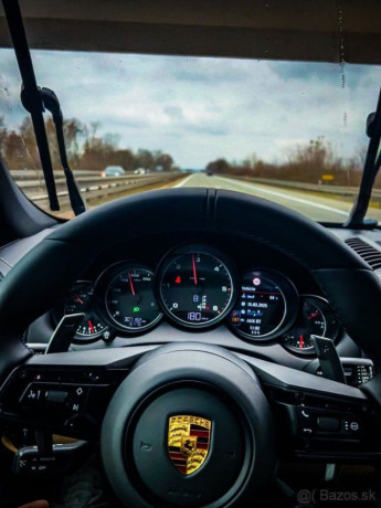 porsche-cayenne-diesel-245k-tiptronic-s-180kw246hp-a8-big-3