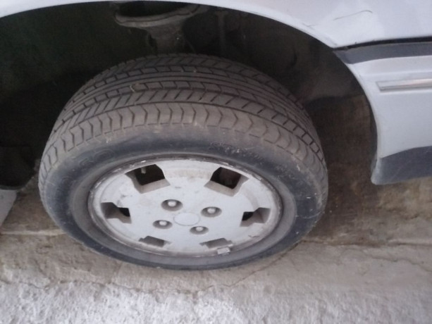 mitsubishi-galant-1987-big-2
