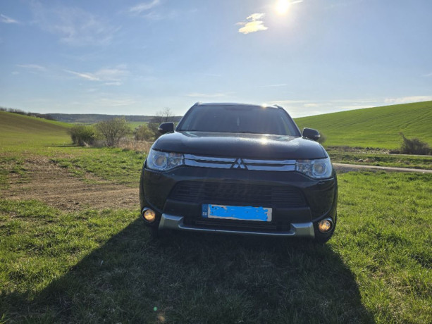 mitsubishi-outlander-auto-bez-chyby-big-2