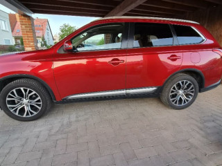 mitsubishi-outlander-2016-diesel-7-miest-4x4-automat