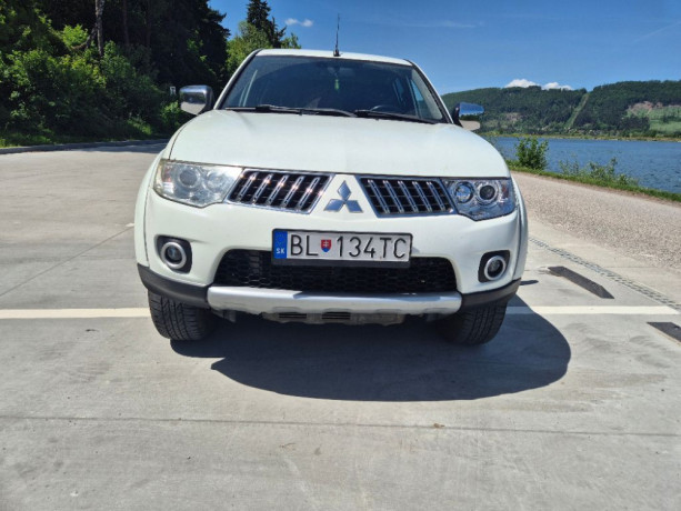 mitsubishi-l-200-mitsubishi-l-200-big-1
