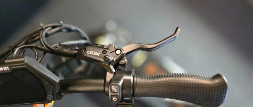 kukirin-masterhydraulicke-brzdy-xod-big-1