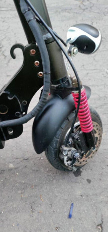 elektricka-kolobezka-vmax-r20-500w-big-2