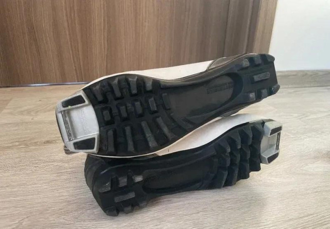 topanky-na-bezky-rossignol-velkost-40-big-2