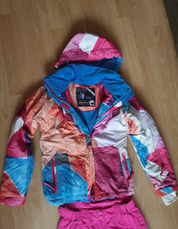 lyziarska-bunda-nohavice-damska-xsako-burton-ride-big-1