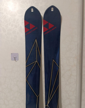 skialpovy-set-fischer-travers-169cm-big-1