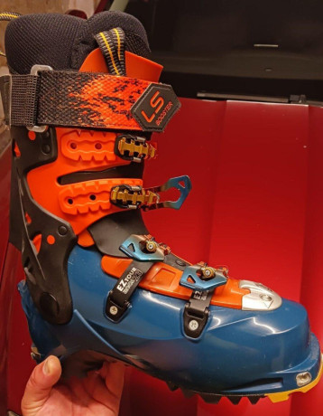 lasportiva-275mondo-big-0