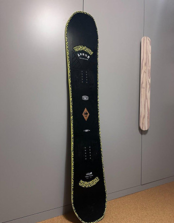 predam-snowboard-arbor-big-3