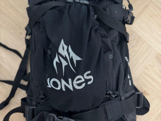 lavinovy-batoh-jones