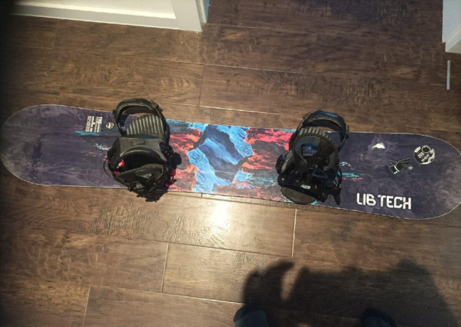 lib-tech-snowboard-big-1