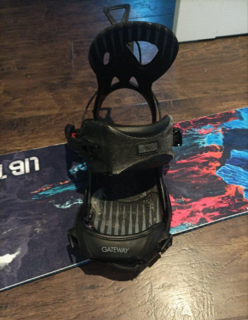 lib-tech-snowboard-big-2