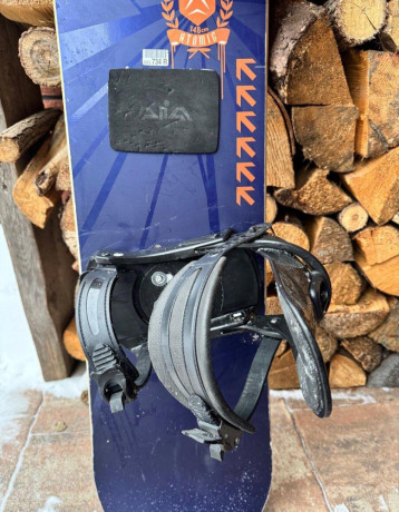 snowboard-atomic-148cm-dobrom-stave-big-2
