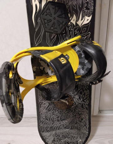 snowboard-atomic-148cm-big-1