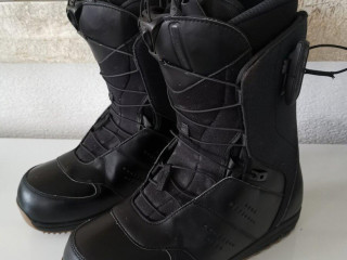 salomon-launch-black19-povcena24990eur-snovboard-obuv