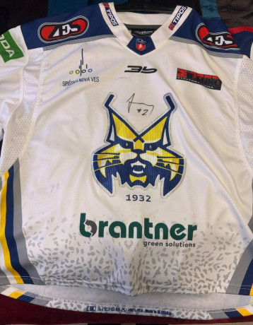 dres-hk-snv-hrany-brankarsky-jancura-big-1