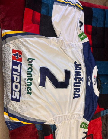 dres-hk-snv-hrany-brankarsky-jancura-big-3
